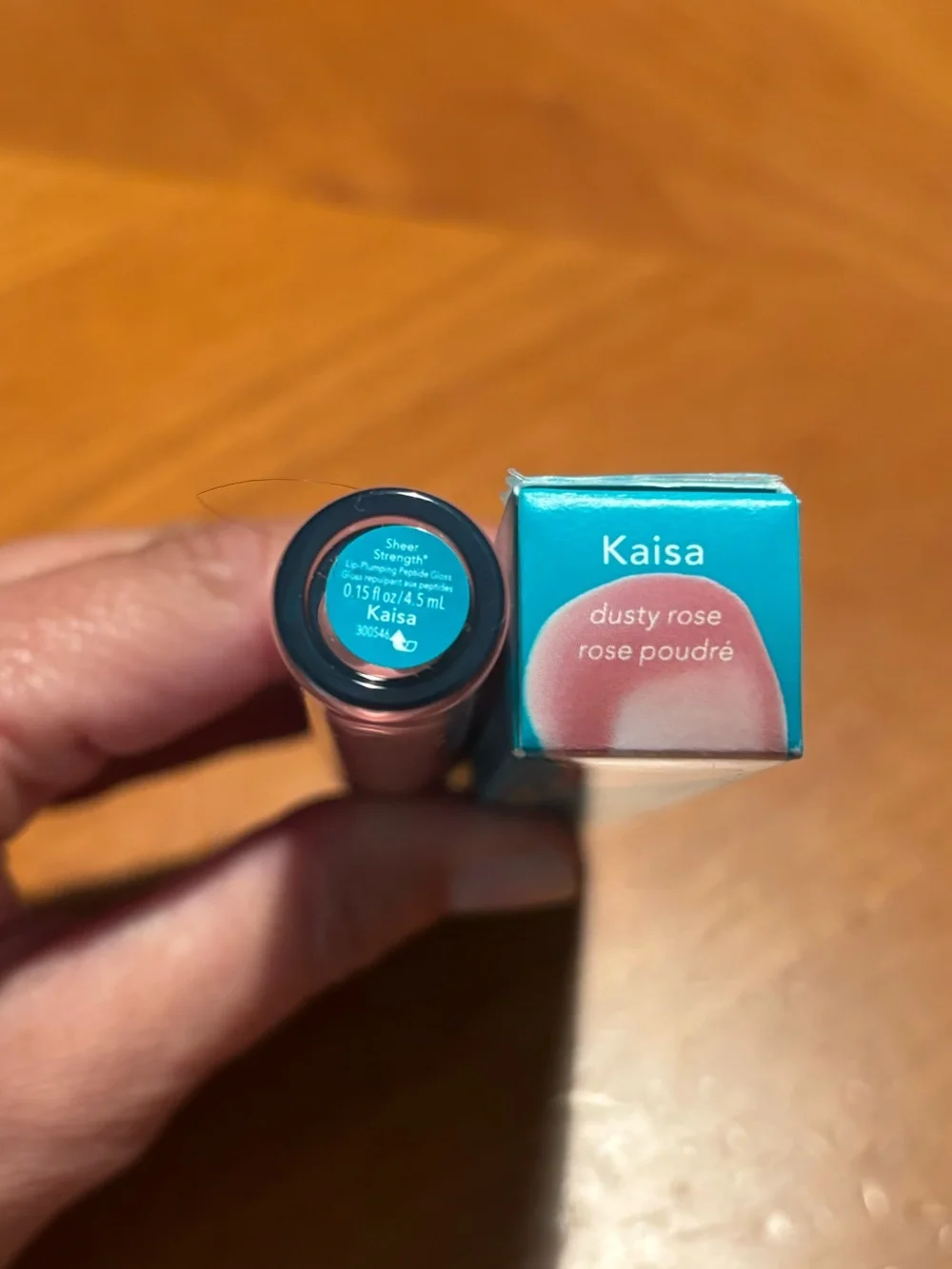 Thrive causemetics Sheer Strength Lip Plumping Lipgloss